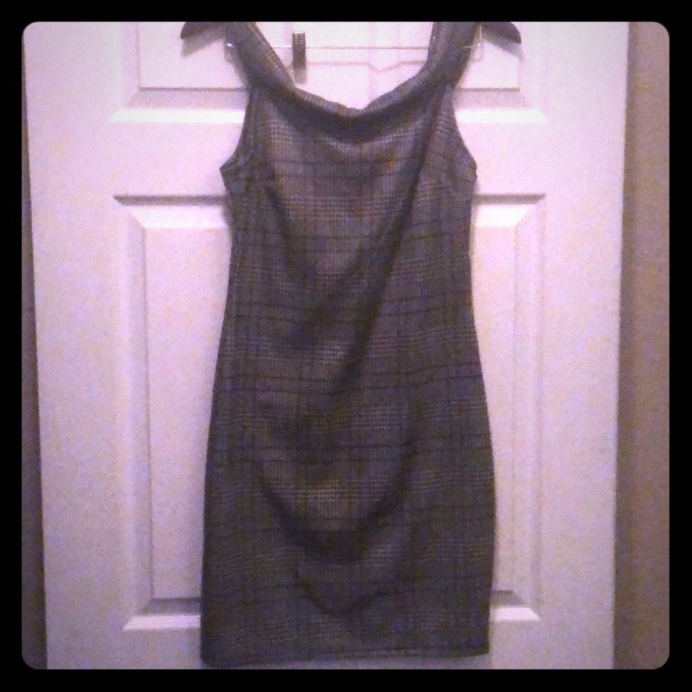Women’s dress